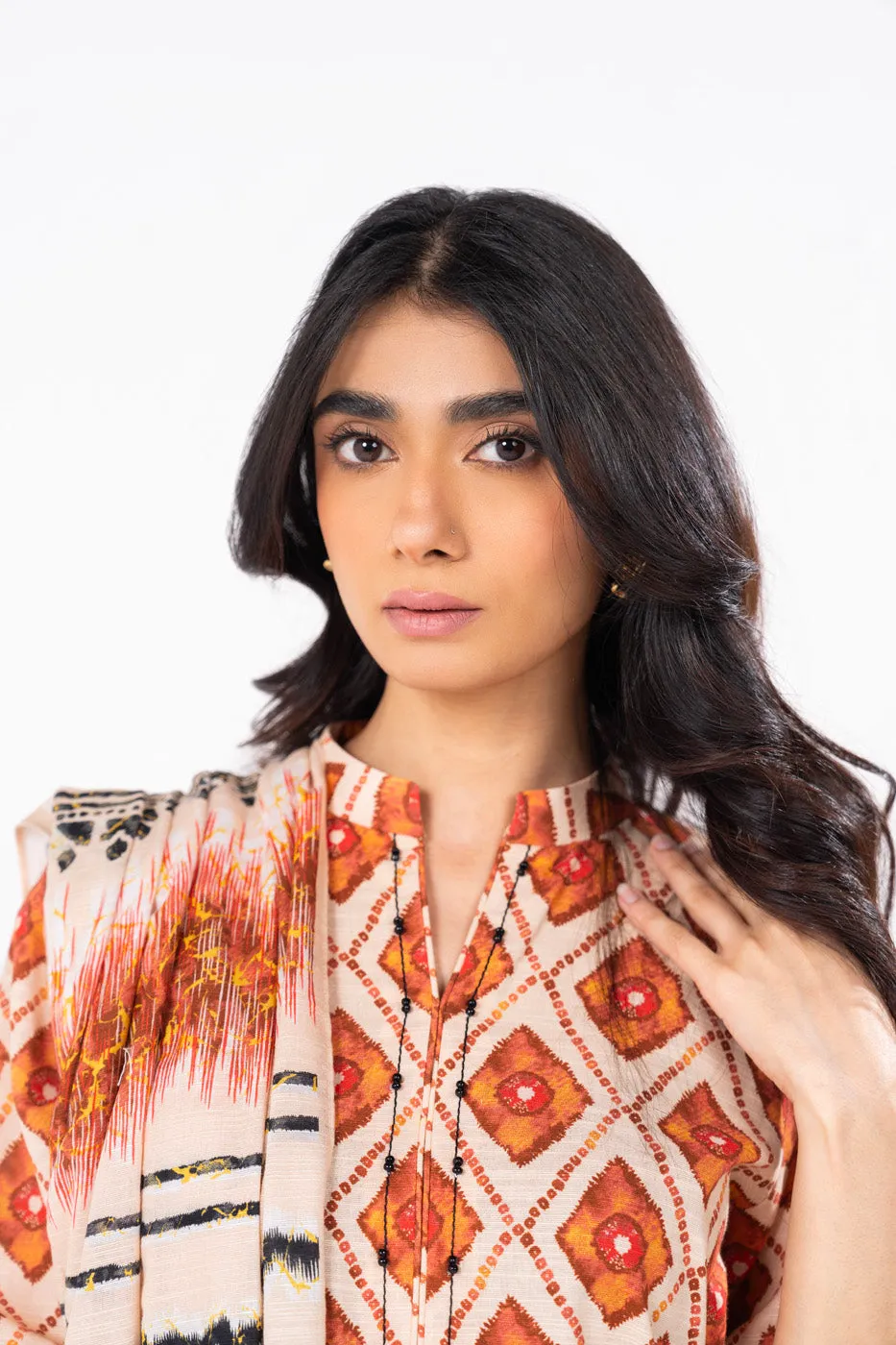 2 Pc Printed Khaddar Shirt With Khaddar Dupatta