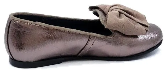 BluBlonc for Girl's Metallic leather Grey Half Bow Slip On