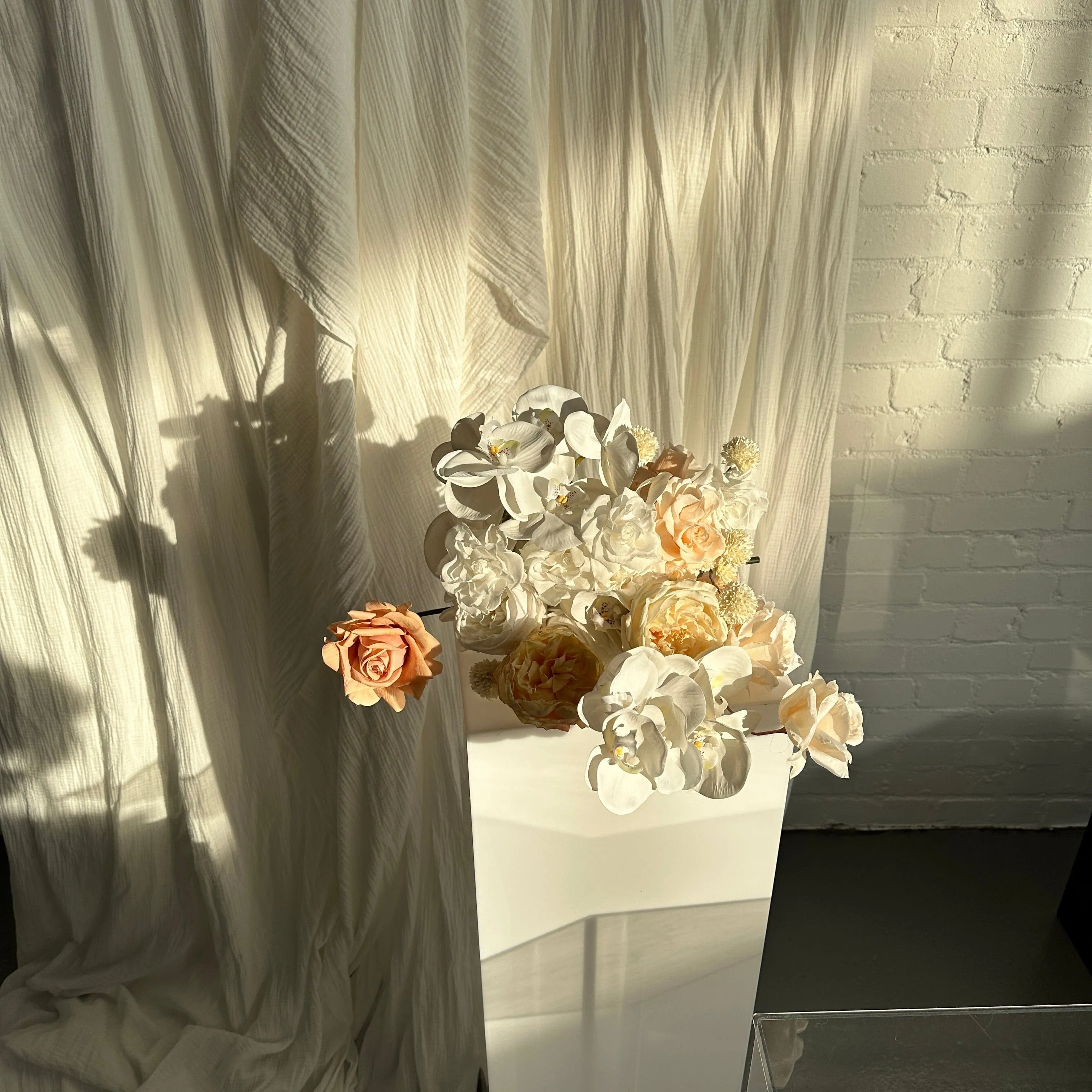 Dried & Artificial Flowers Top Table Centerpiece - Ivory White & Peach