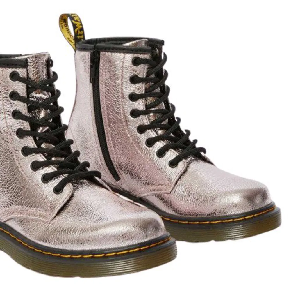 DR.MARTENS 1460 Crinkle Metallic Kids | Pink Salt (25652984)