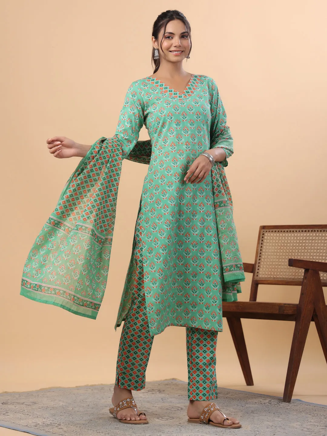 Green Cotton Ethnic Floral Motif Kurta Set