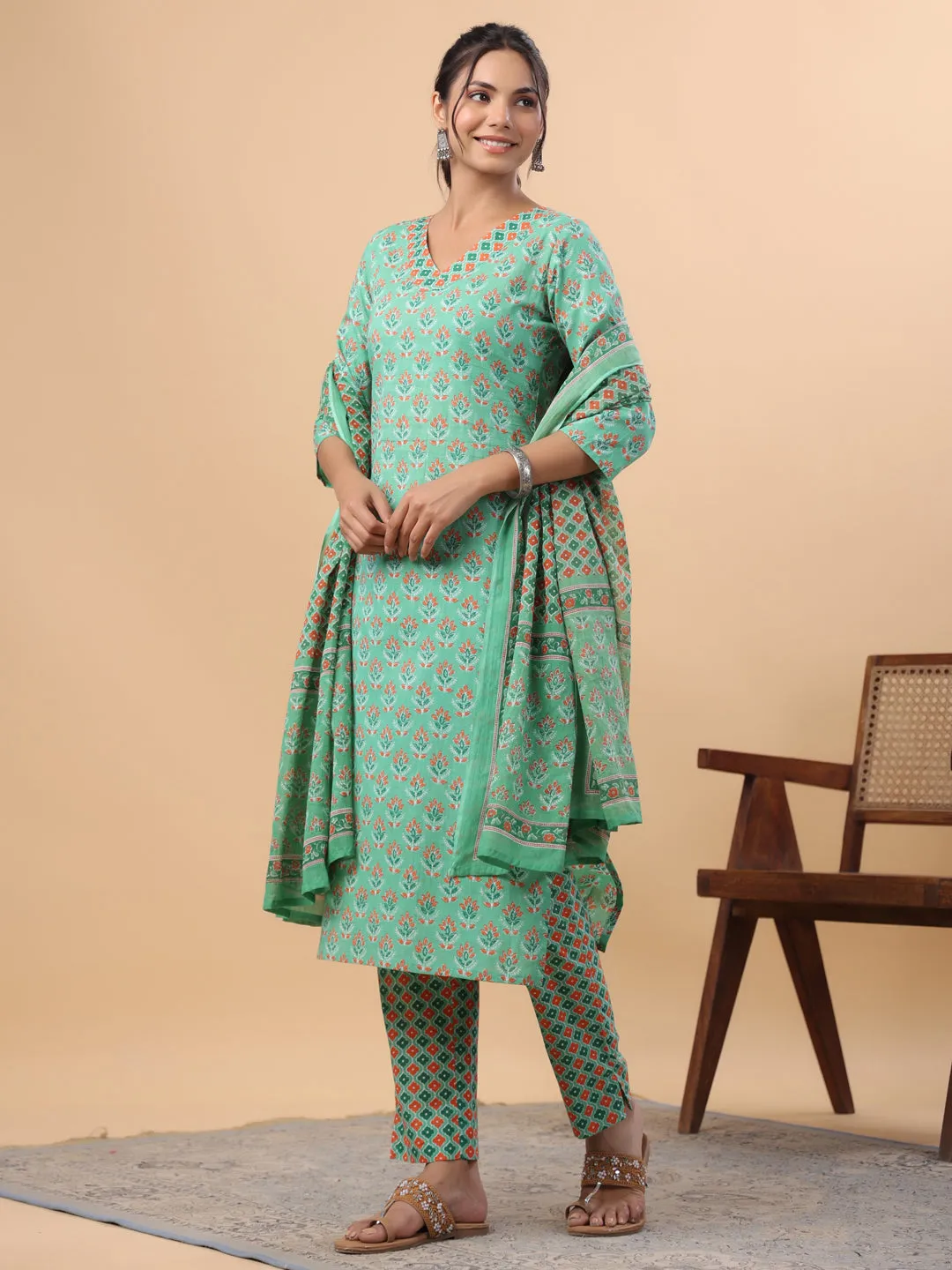 Green Cotton Ethnic Floral Motif Kurta Set