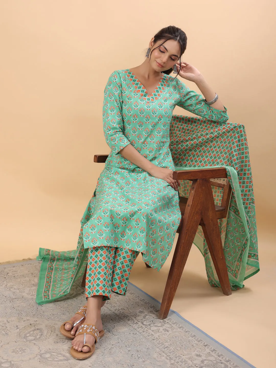 Green Cotton Ethnic Floral Motif Kurta Set