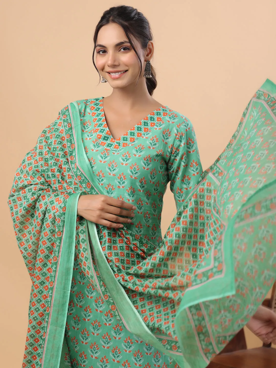 Green Cotton Ethnic Floral Motif Kurta Set