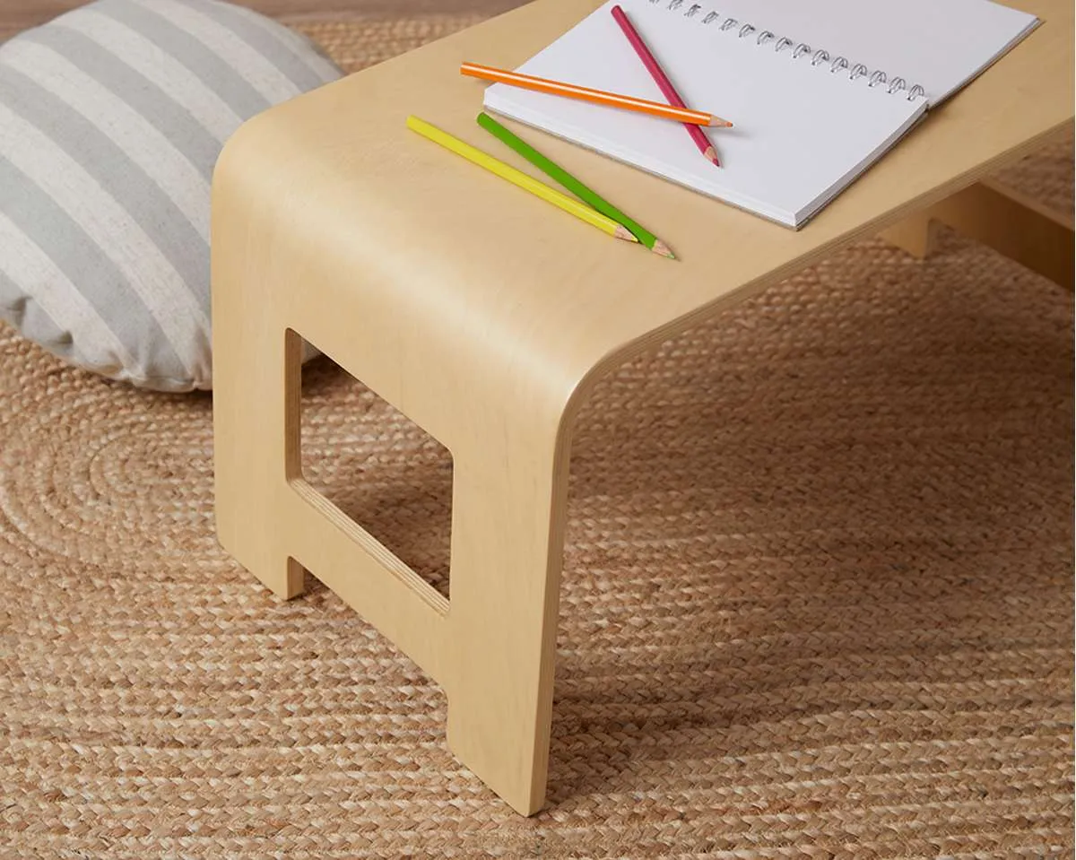 Henry Kids Floor Desk - Natural