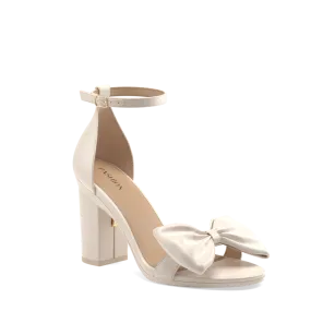 The Pashionista - Ivory Satin Bow   Block Heel Kit 4 Ivory